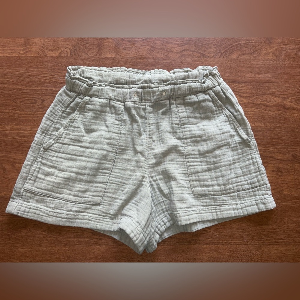 GAP Light olive Women’s Gauze Pull-On Shorts